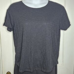 Old Navy Black Women's Tee With Embroidery On Sleeves - Size Large